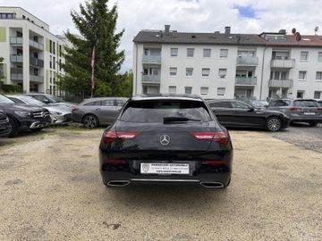 Mercedes CLA 220 Shooting Brake - 4