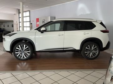 Nissan X-Trail 1.5 VC-T 163PS TEKNA