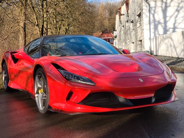 Ferrari F8 tributo deutsch 1.Hand!