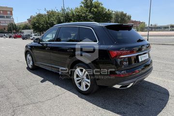 Audi Q7 - 7