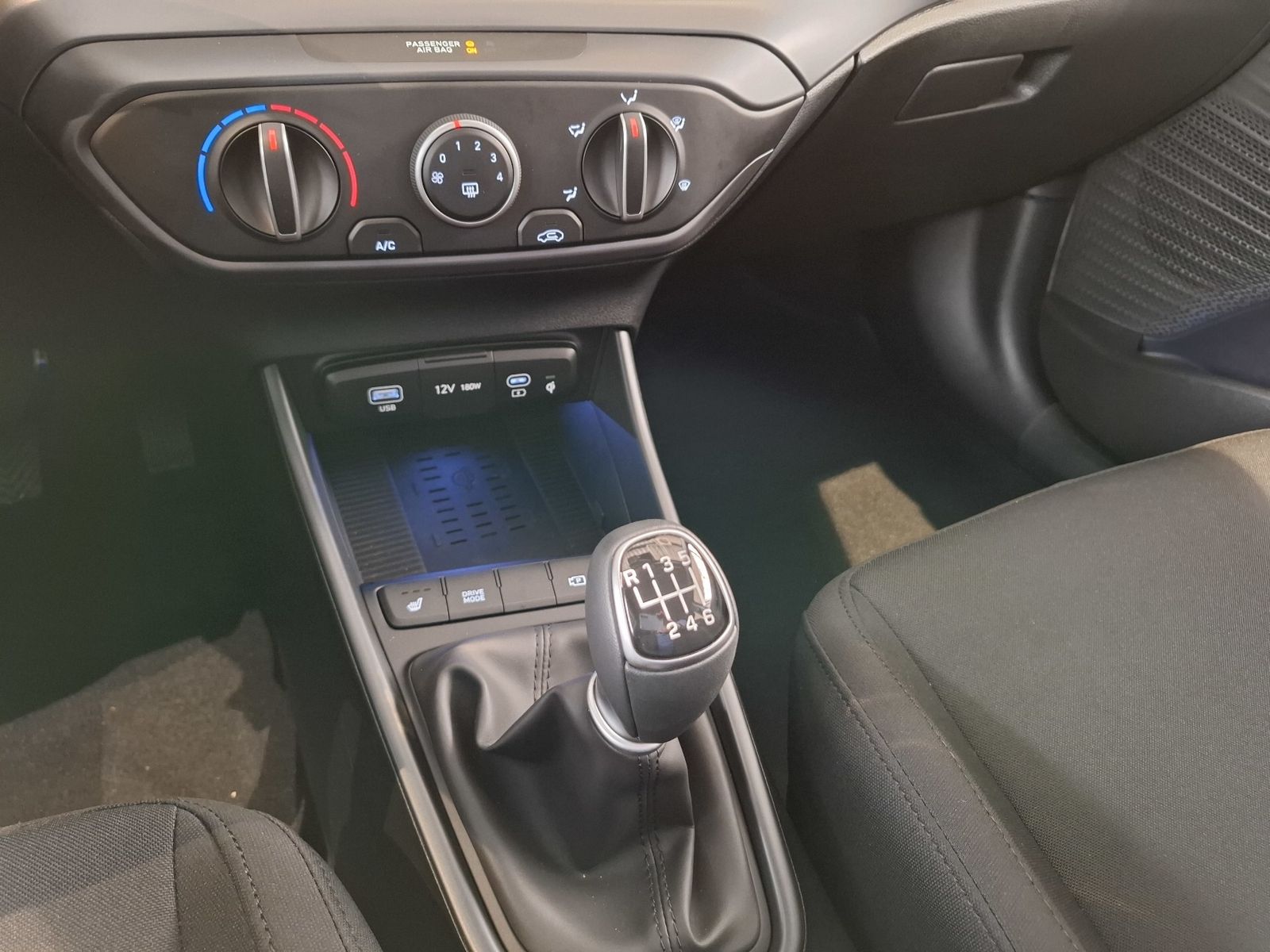 Hyundai i20 - Bild 25