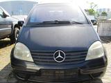 Mercedes-Benz Compact Van 1.6 Family Klima PDC Kindersitze - Mercedes-Benz Vaneo aus 2002