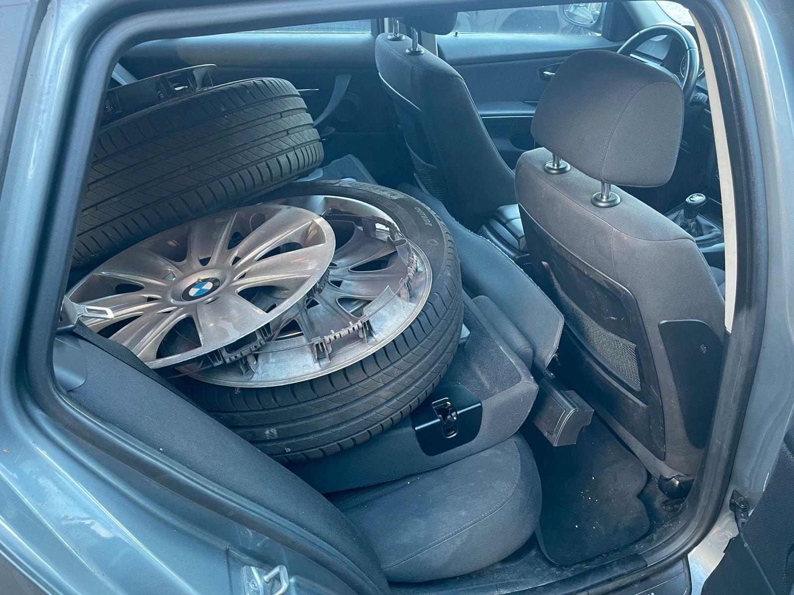 BMW 320 2011 — photo 6