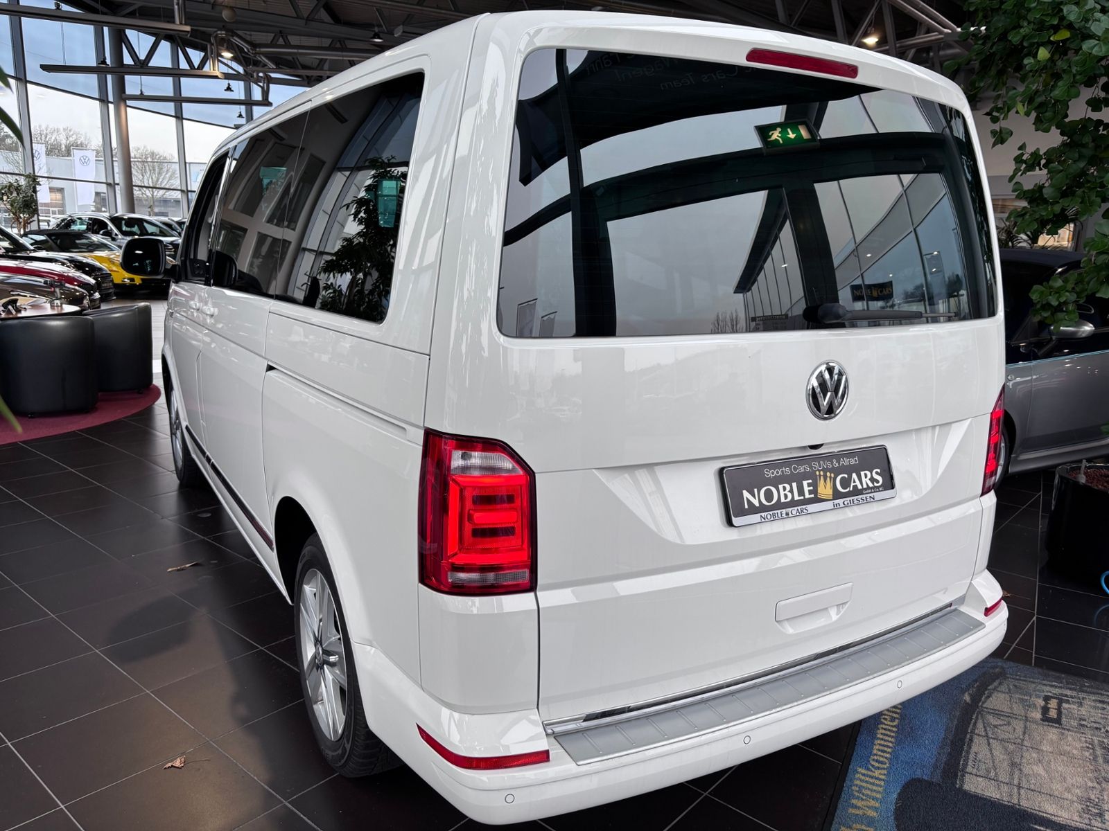 Fahrzeugabbildung Volkswagen T6 Multivan Generation Six LED NAVI STANDHZ