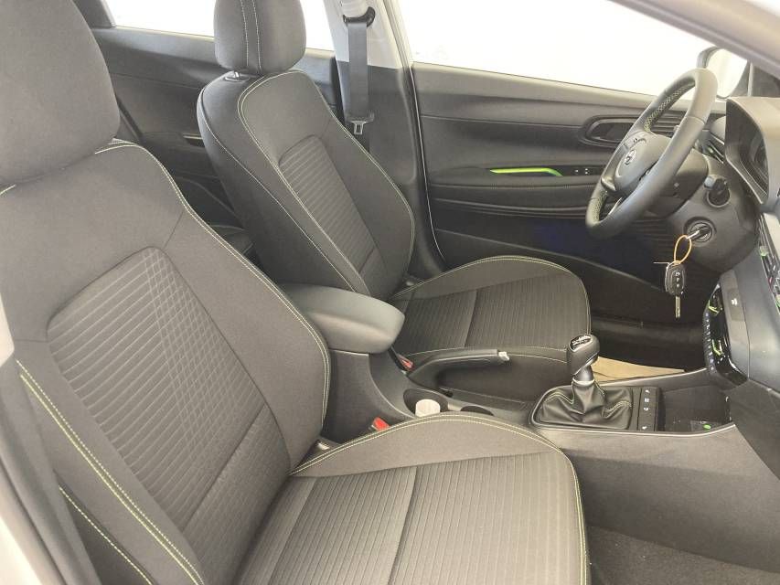Fahrzeugabbildung Hyundai i20 1.0 T-Gdi (101 PS) 48V Intro Edition