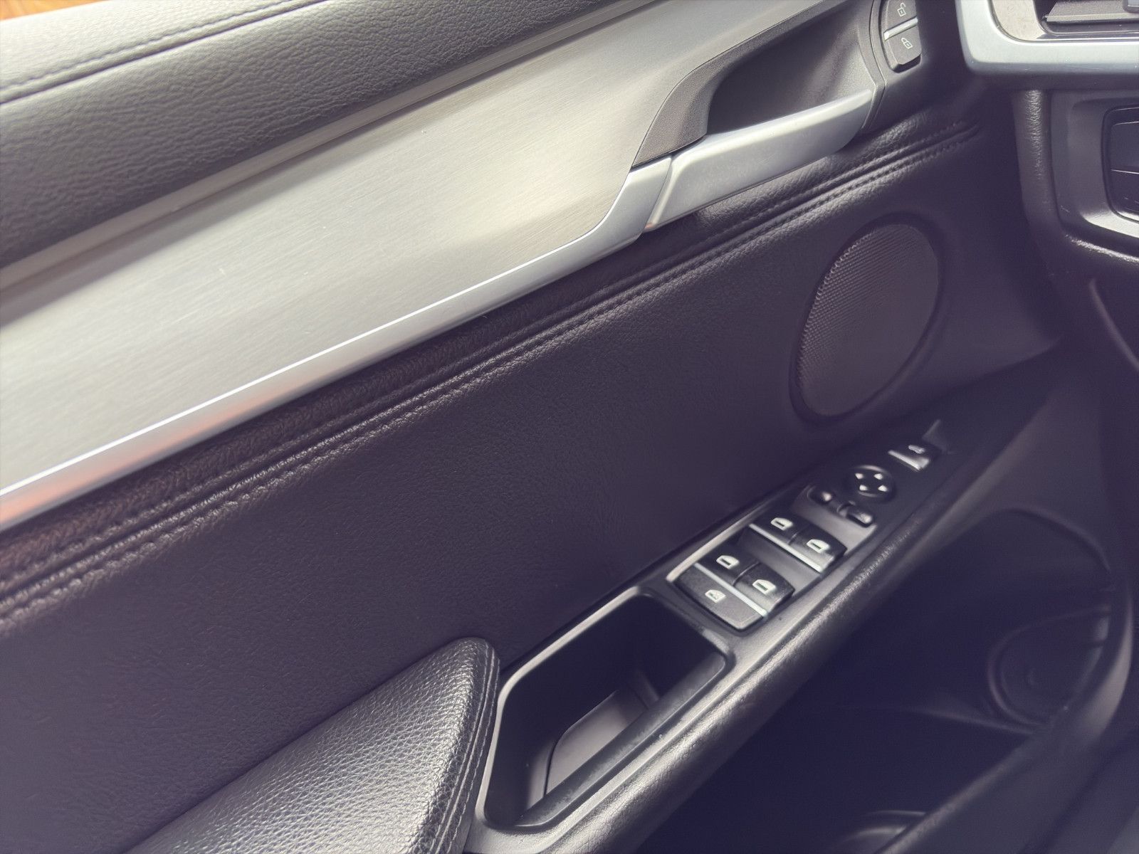 Fahrzeugabbildung BMW X6 xDrive 50 i/Msport/H&K/Head-UP/Rkü/Export