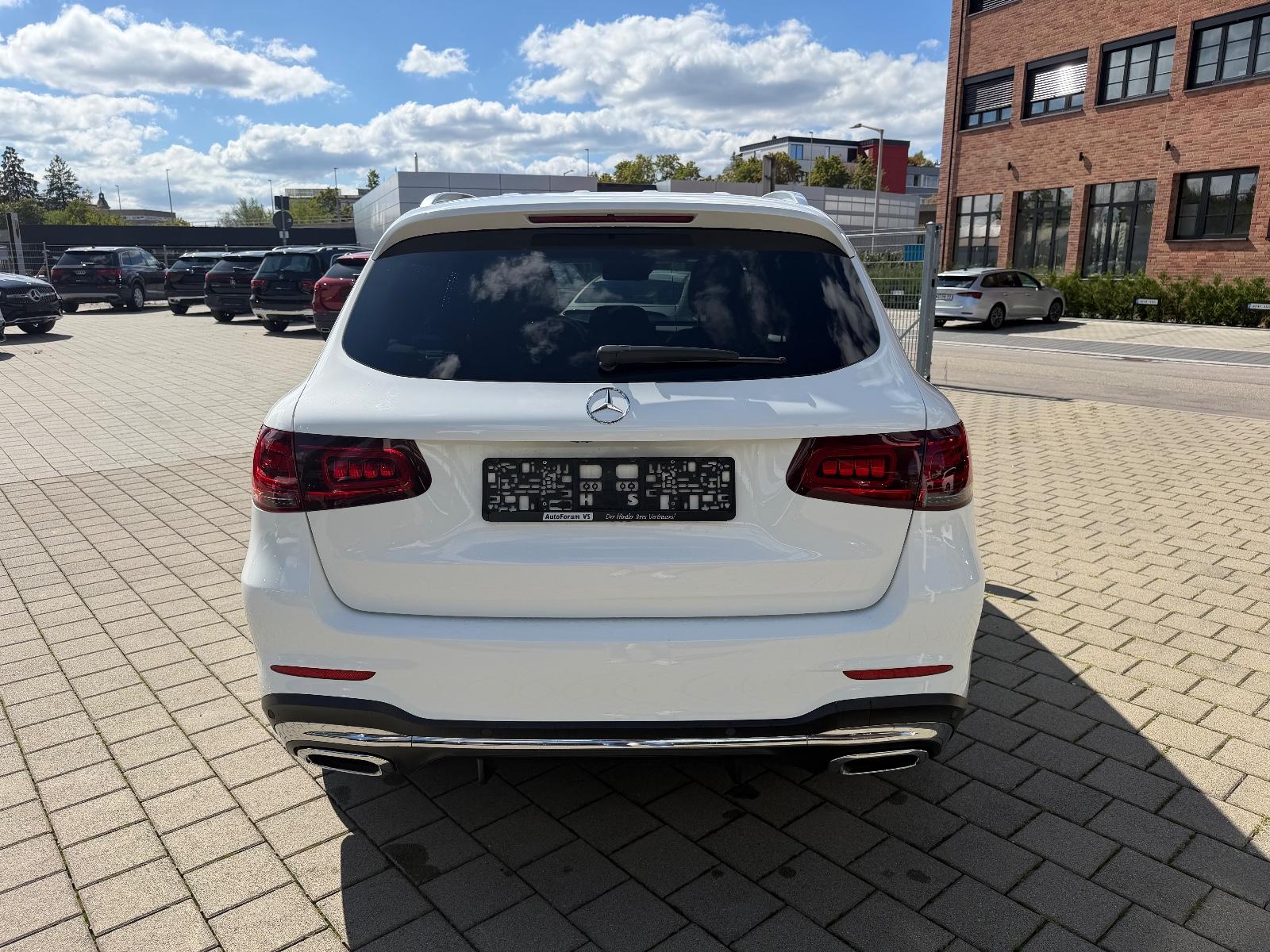 Mercedes-Benz GLC 300d 4Matic*AMG*AHK*Pano*Memory*Distr*360°