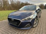Hyundai i30 YES! Automatik Top Ausstattung Navi - Hyundai i30: Blau