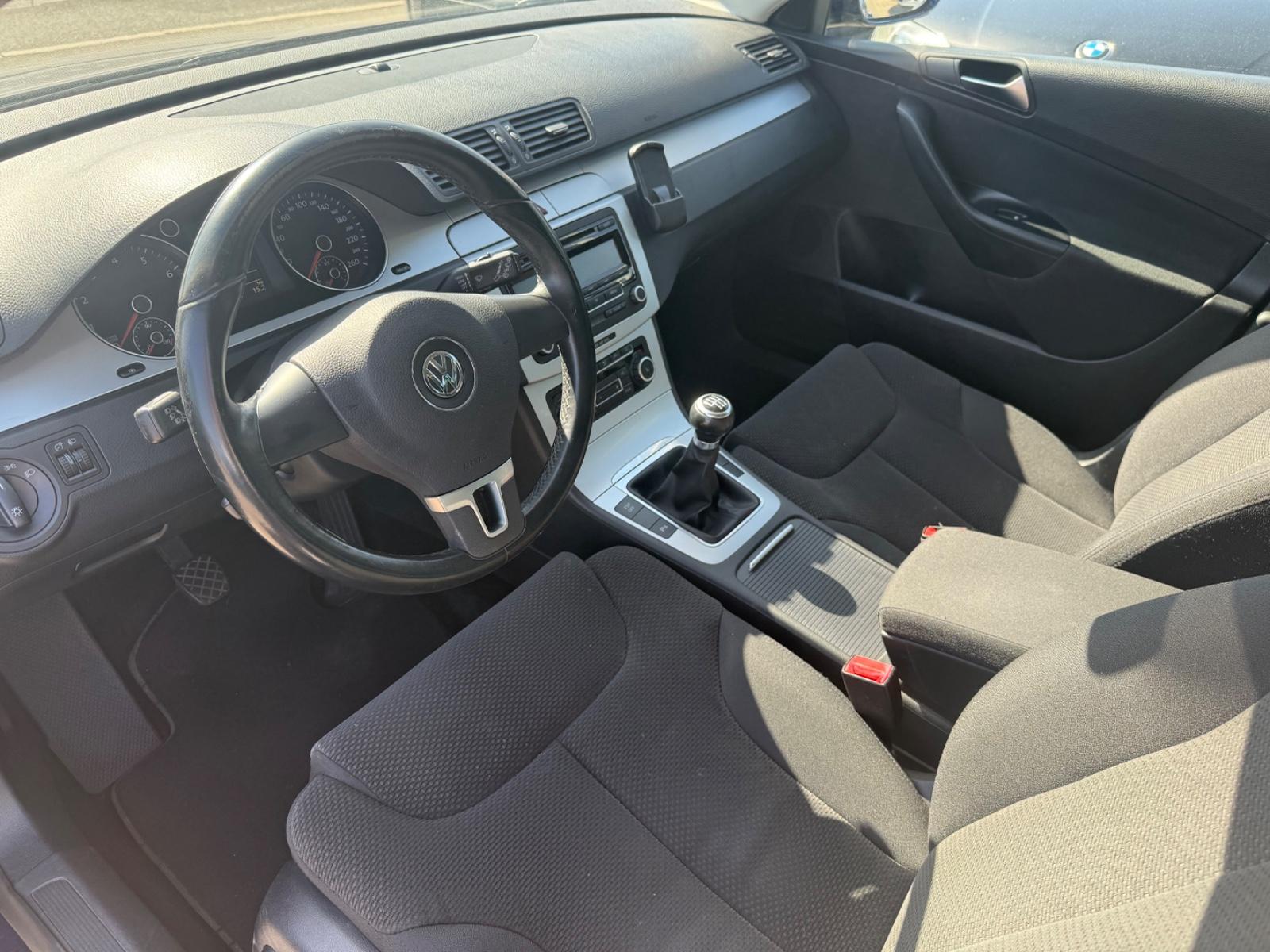 Volkswagen Passat 2010 — photo 6