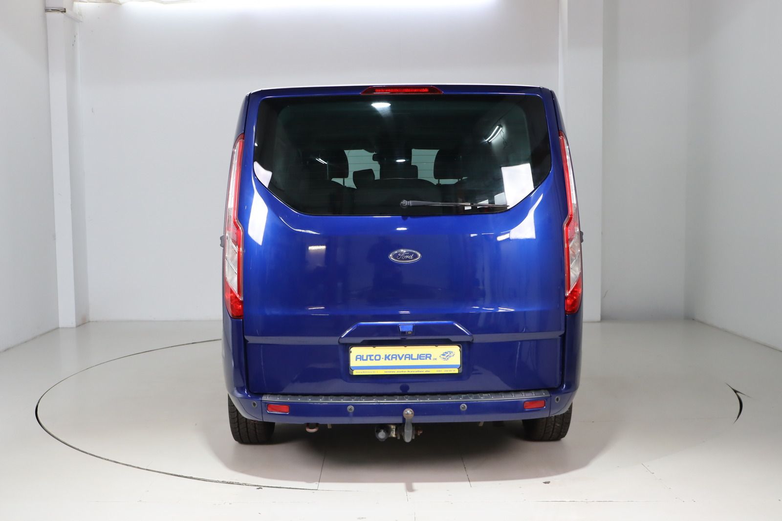 Fahrzeugabbildung Ford Tourneo Custom 2.2 TDCi * 8 Sitzplätze