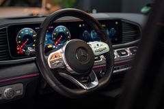 MERCEDES-BENZ GLE 450 4Matic*BURMESTER*HU*360*DISTRONIC*PANO* MERCEDES-BENZ GLE 450 4Matic*BURMESTER*HU*360*DISTRONIC*PANO*