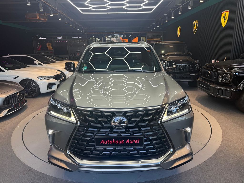 Image of Lexus LX 570