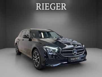 Mercedes E 200 - 3