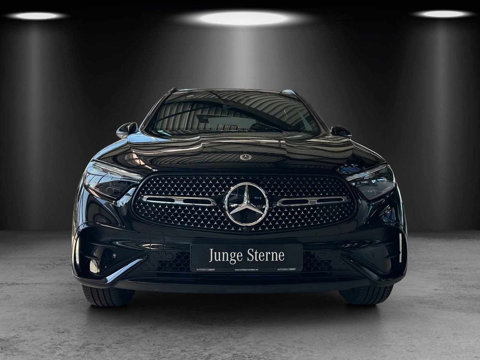 Fahrzeugabbildung Mercedes-Benz GLC400e 4M AMG Advanced DISTRO DigiLED el.Heckkl