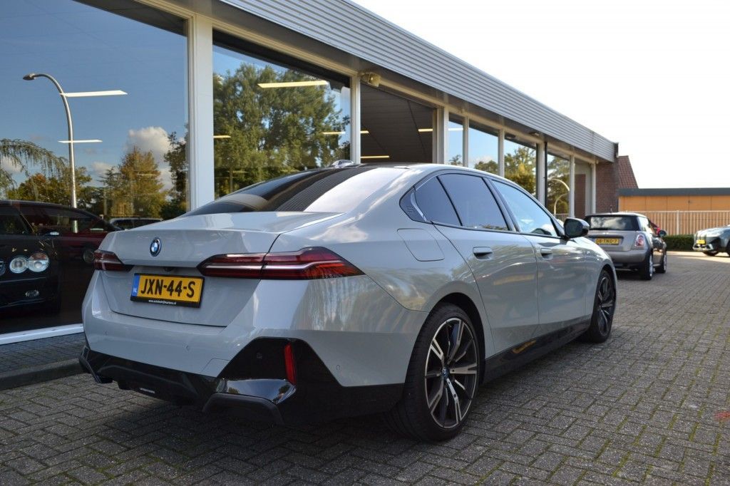 BMW 530 5-serie 530E M SPORT - Harman Kardon - Stoel imagem 3