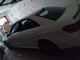 Mercedes-Benz E 500 4MATIC AVANTGARDE AVANTGARDE - Mercedes-Benz E 500: 4matic