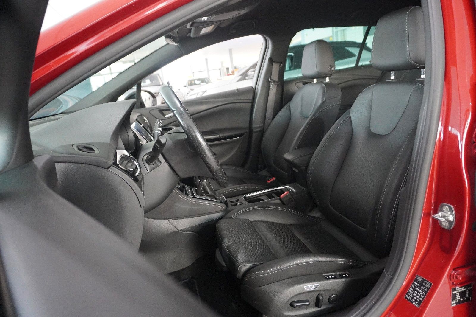 Fahrzeugabbildung Opel Astra K ST 1.5D ULTIMATE NAVI/SH/KAMERA/BOSE/AHK