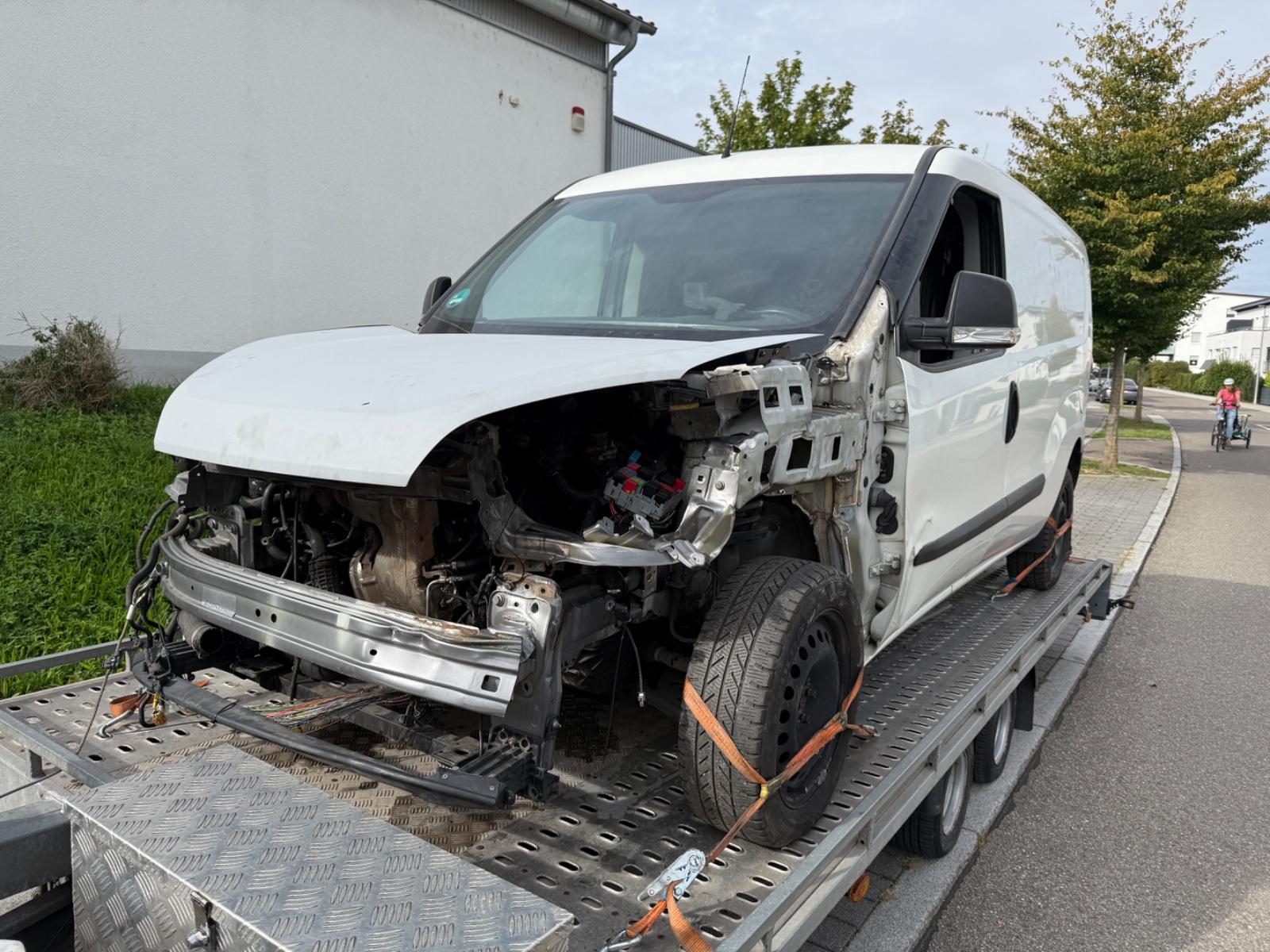 Fiat Doblo Doblò Basis Maxi Kasten*Spenderfahrzeug*