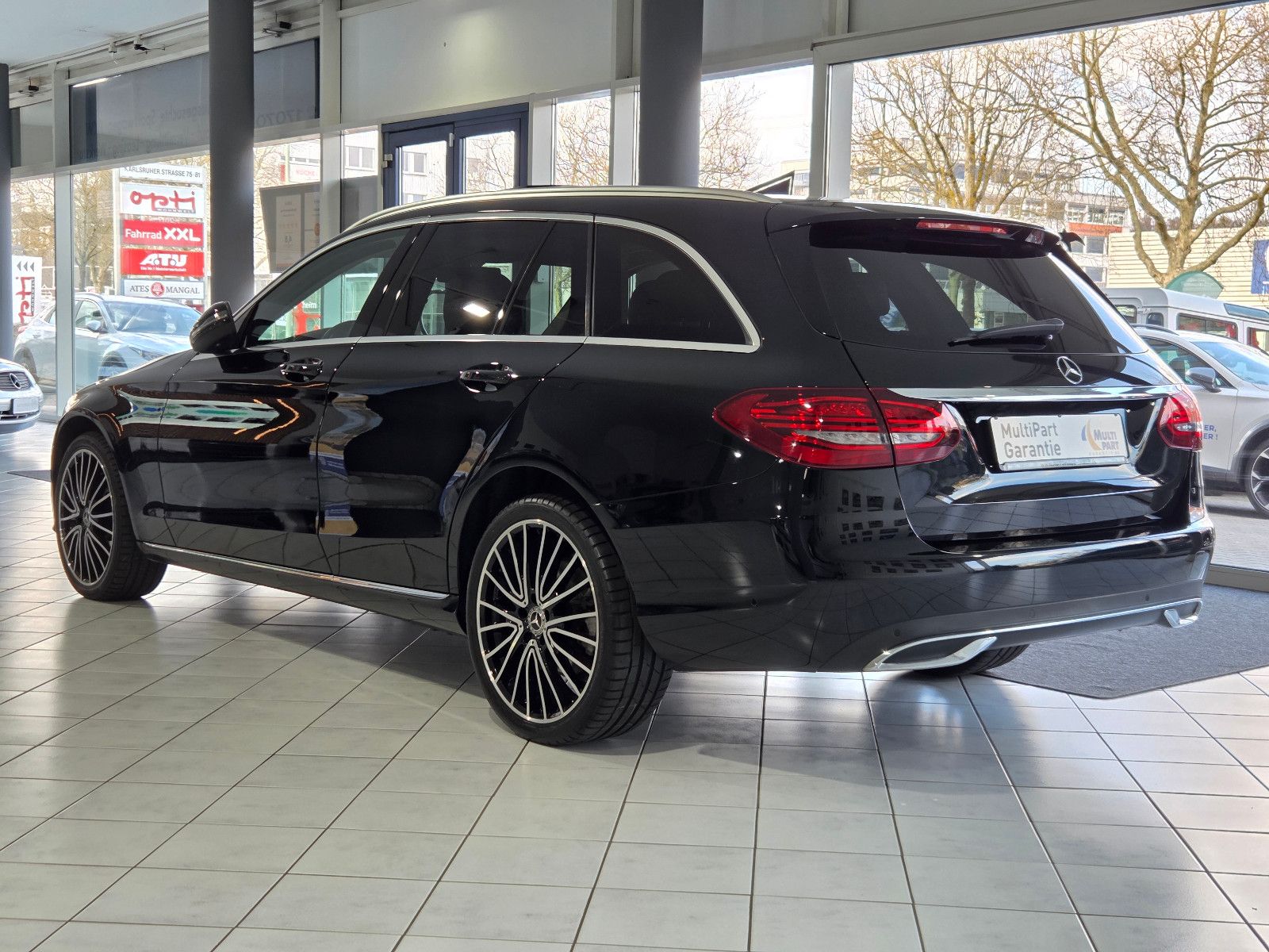 Mercedes-Benz C 220d T 4M AVANTGARDE PANO RFK foto 7