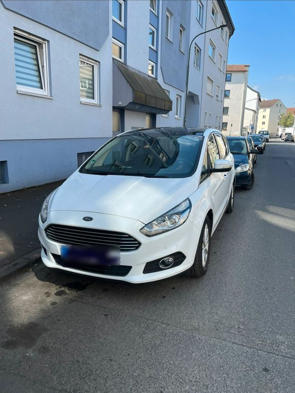 Image of Ford S-Max