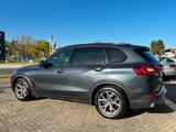 BMW X5 xDrive 30d xLine HUD+KEYLESS+PANO+MEMO+360° - : Schiebedach, mit Klimaanlage