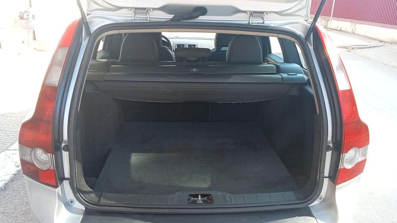 Volvo V50 2006 — photo 13
