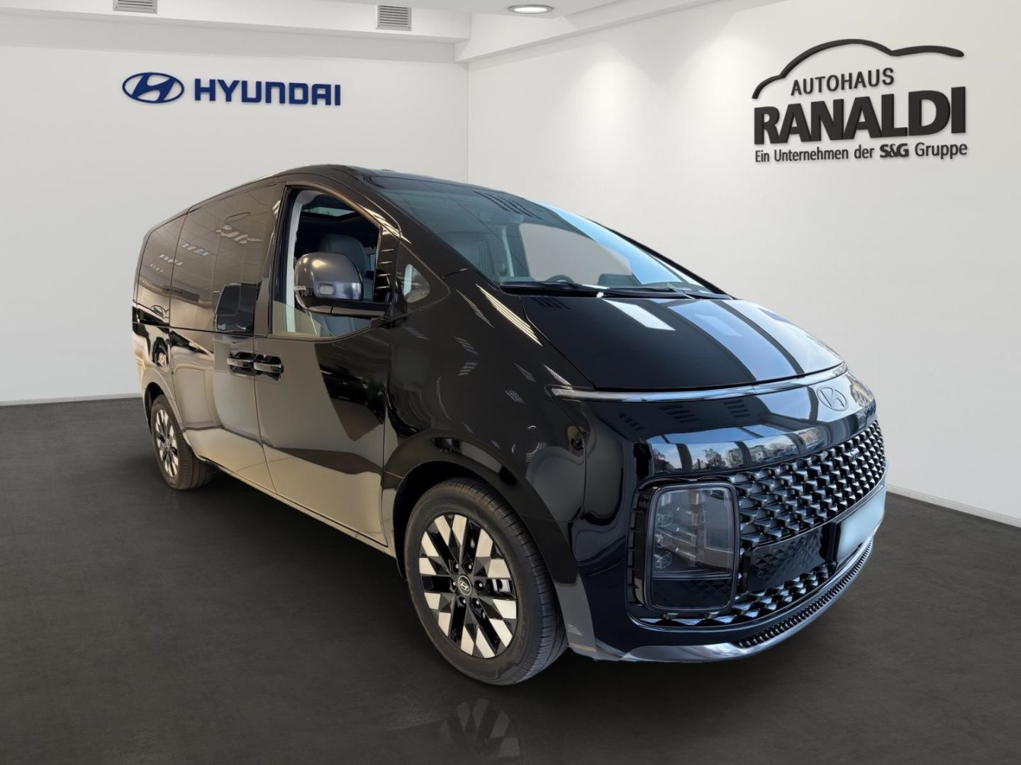 Hyundai STARIA - Bild 2