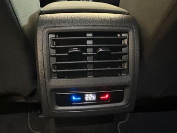 Volkswagen Golf VIII Variant Life *2. Hand*ACC*App-Connect*