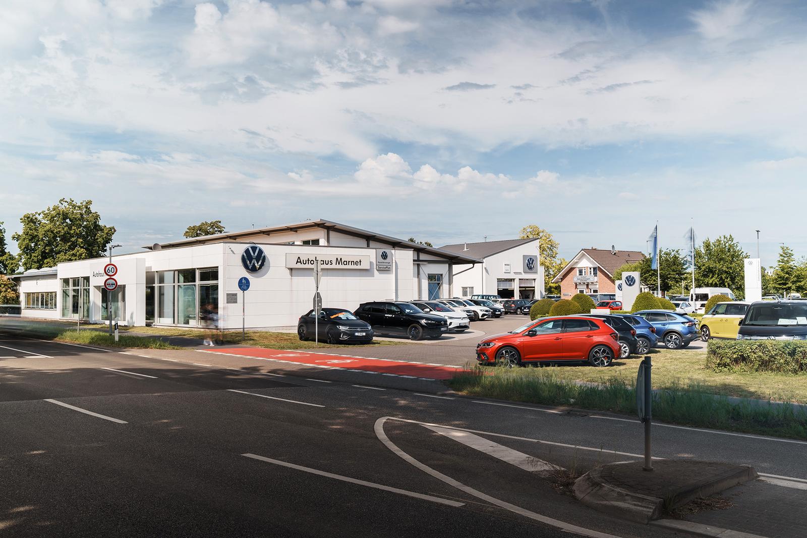 showroom-image-main