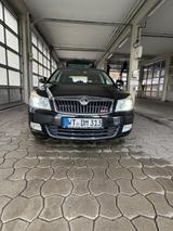 Skoda Octavia 1.8 TSI DSG Laurin & Klement Combi L... - Skoda Octavia: Laurin Klement