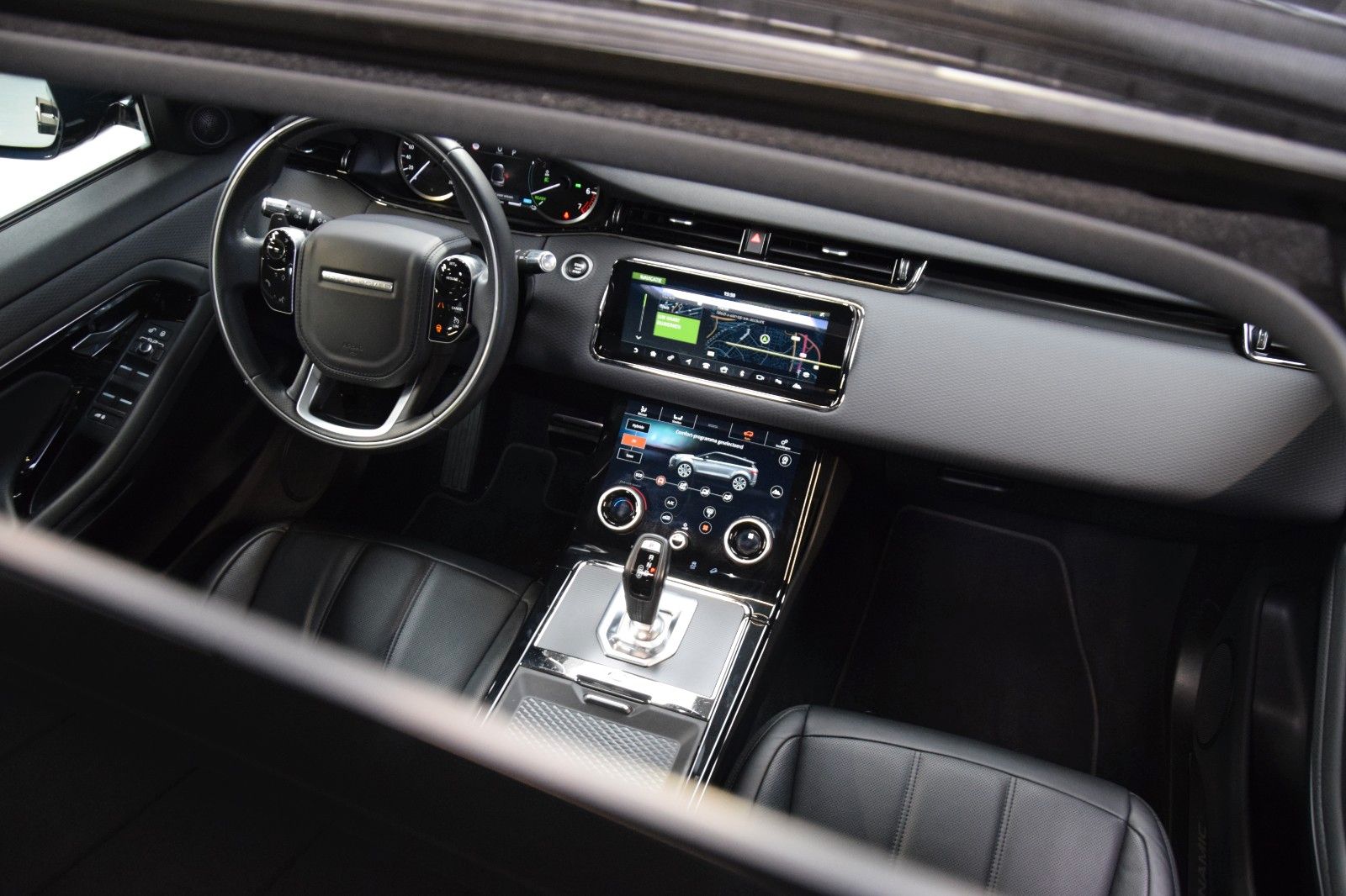 Land Rover Range Rover Evoque S P300e AWD R- Dynamic Pano imagem 3