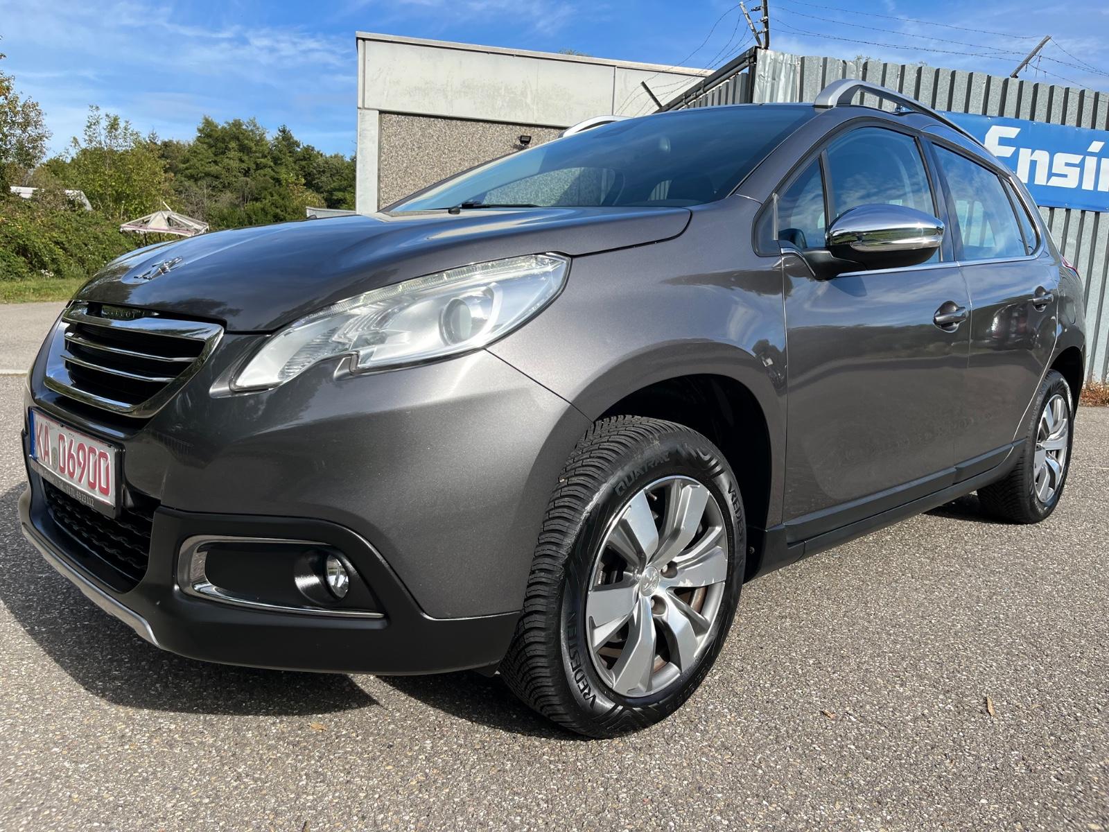 Peugeot 2008 Allure PureTech 110 Stop&Start / Navi / SHZ