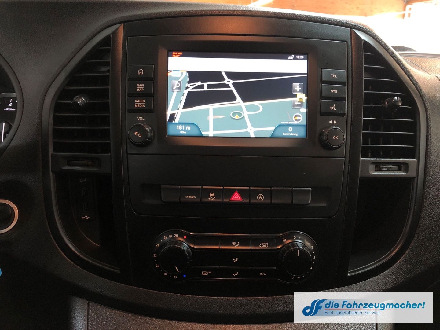 Fahrzeugabbildung Mercedes-Benz Vito Mixto 114 CDI 4x4 kompakt Navi Digitales Co