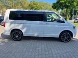 Volkswagen T5 Caravelle,8 Sitze - Volkswagen T5 Caravelle mit Diesel-Antrieb
