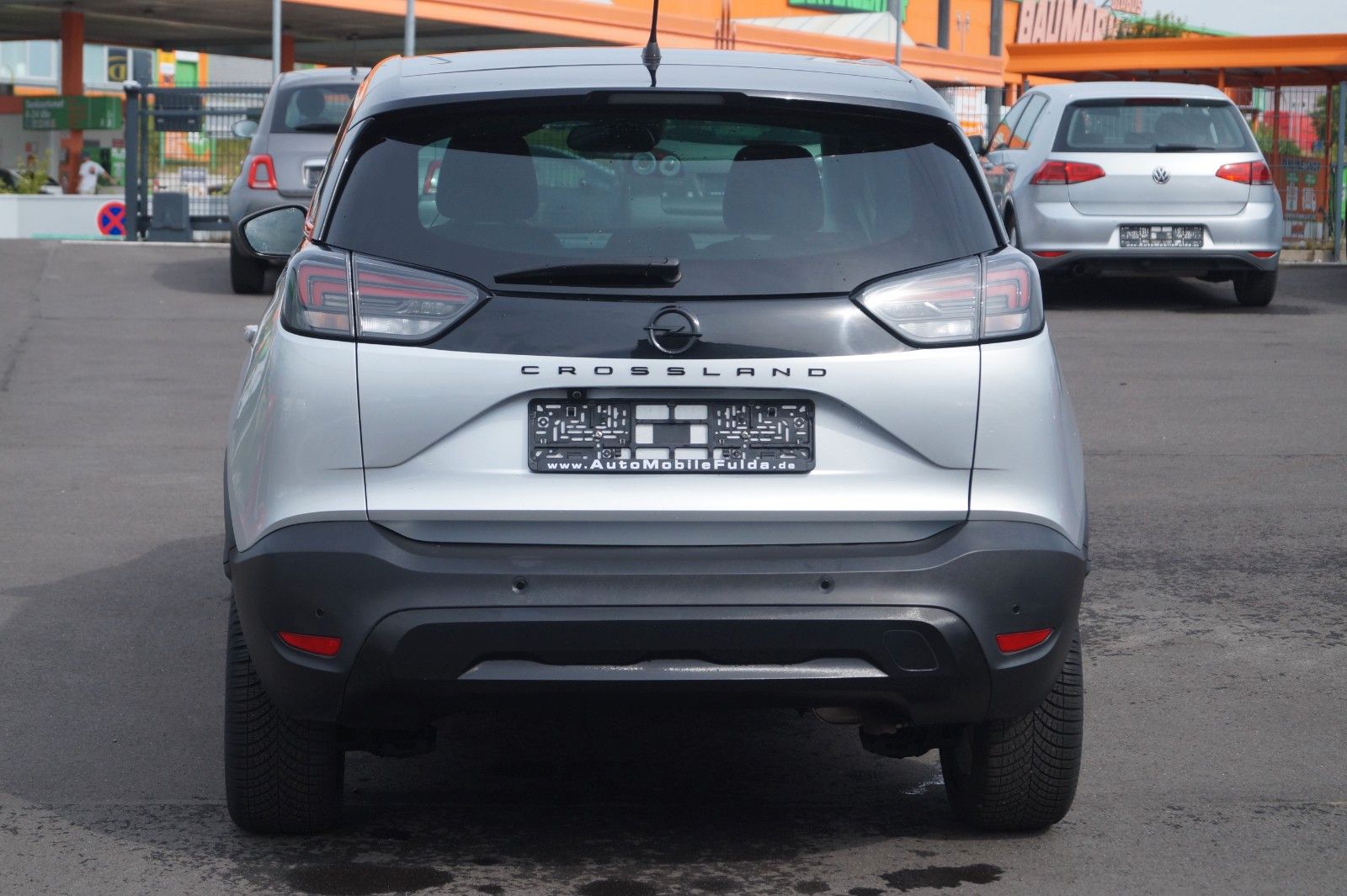 Fahrzeugabbildung Opel Crossland (X) 1.2 Automatik *1. Hand