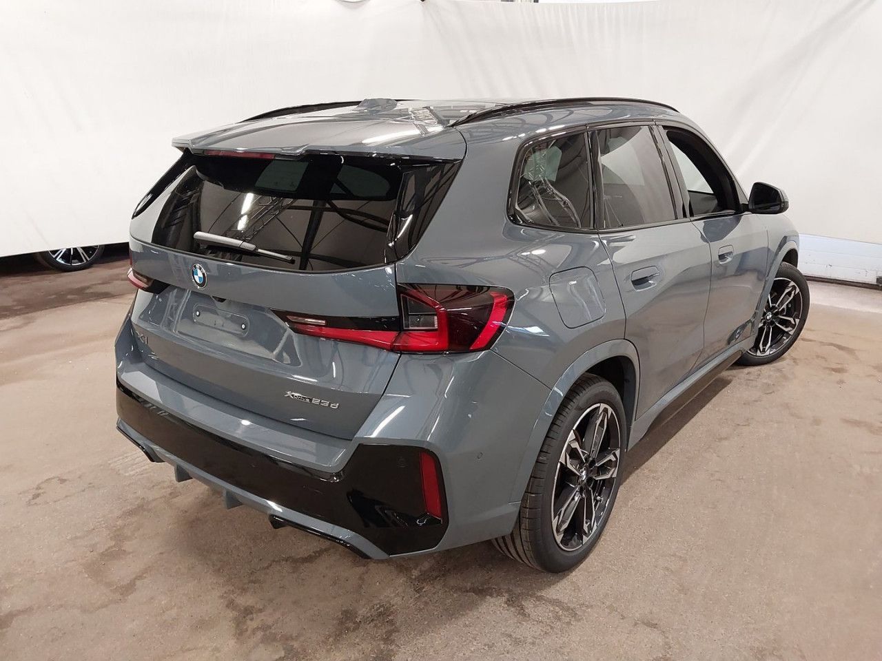 BMW X1 x23d M Sport PanoD.AktivS Mass.ACC Ha Ka.19 foto 4