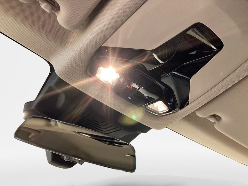 BMW 218 Active Tourer - Bild 16