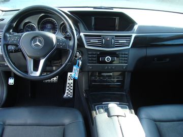 Mercedes E 250 - 11