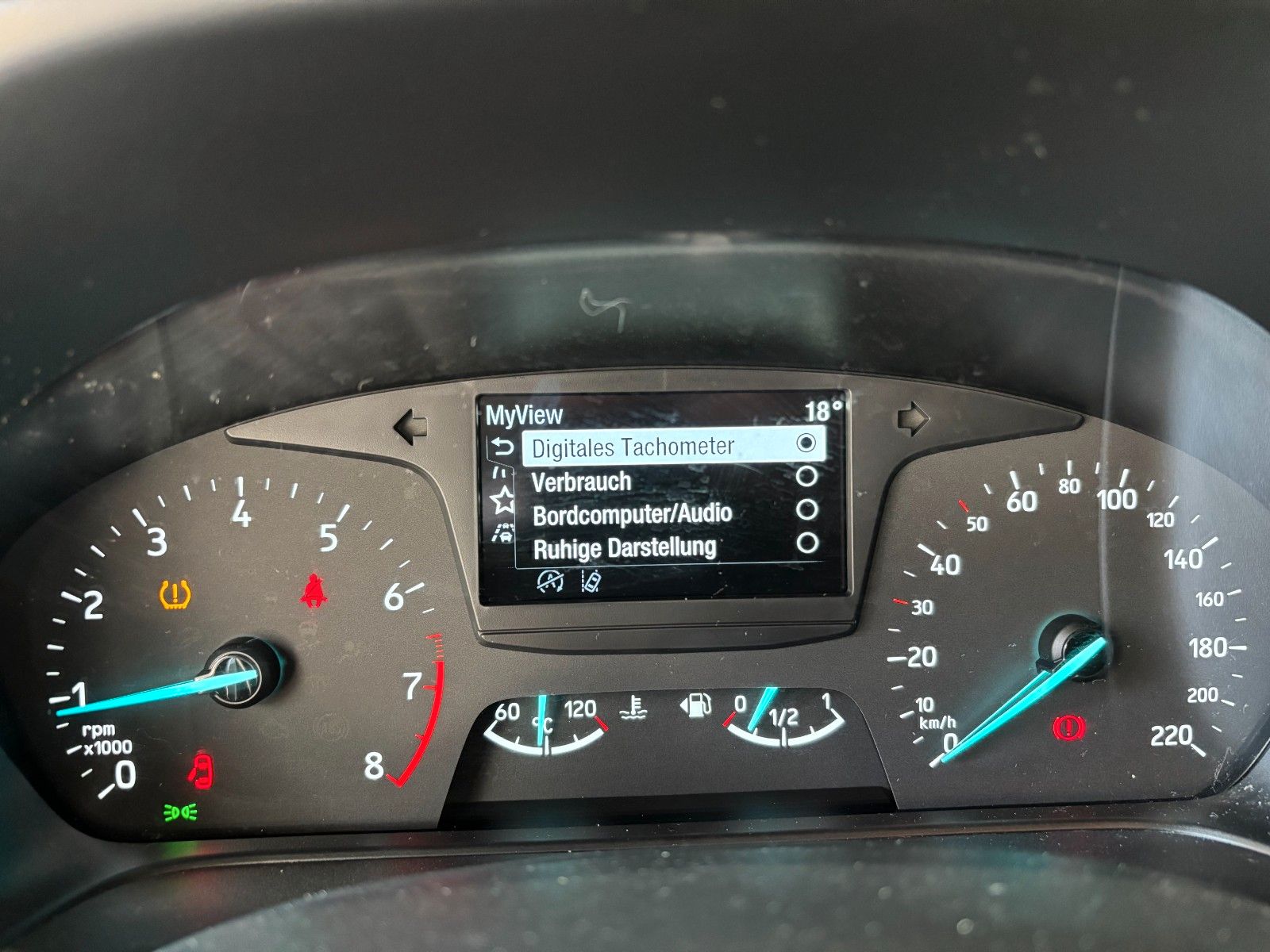 Fahrzeugabbildung Ford Fiesta Cool & Connect /Easy-Driver-Paket/TÜV NEU
