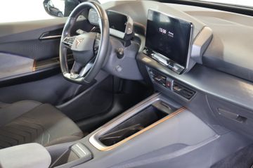 Cupra Born WÄRMEPUMPE+FRONT+LANE+LED+CARPLAY+18"