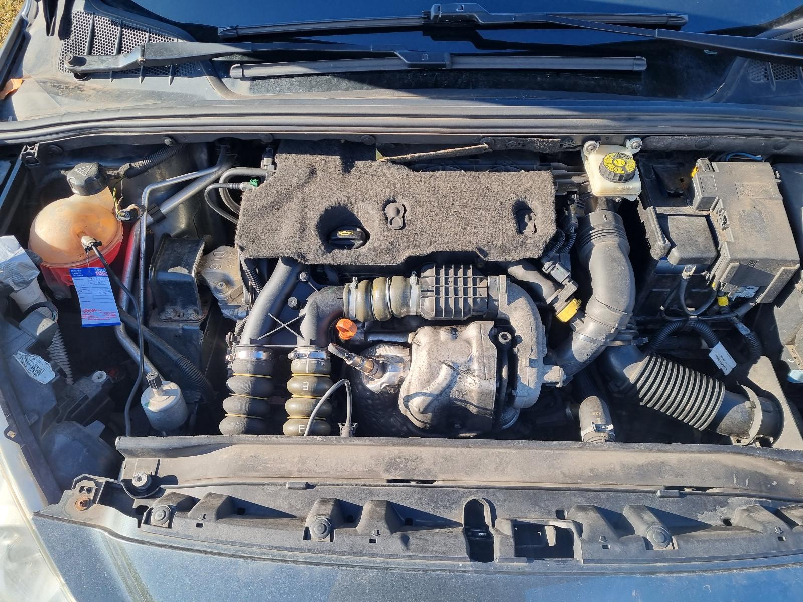 Peugeot 308 2011 — photo 23