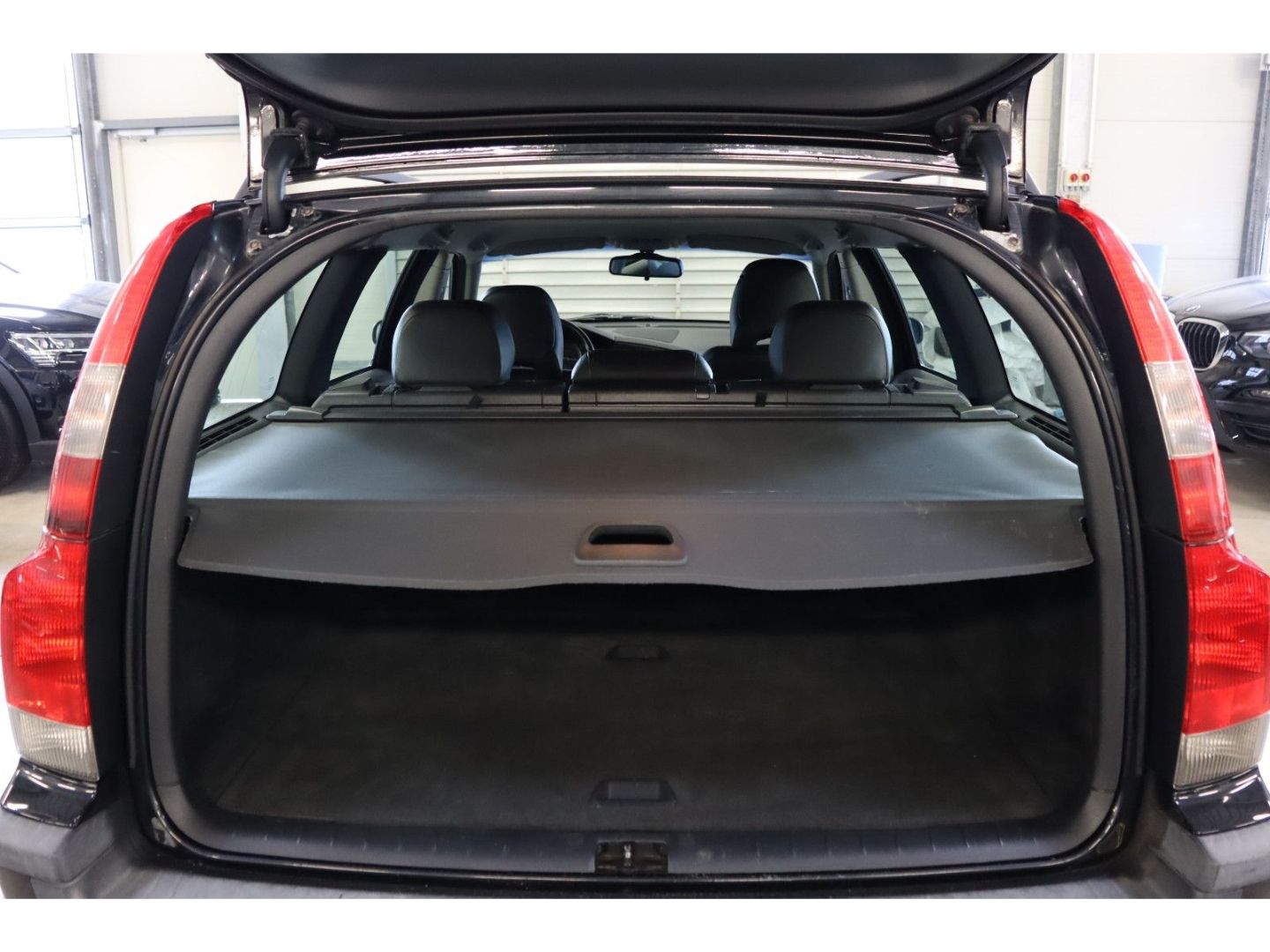 Fahrzeugabbildung Volvo V70 D5 Leder Sitzheizung Klimaautomatik
