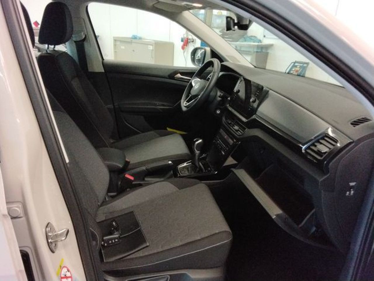 Volkswagen T-Cross - Bild 10