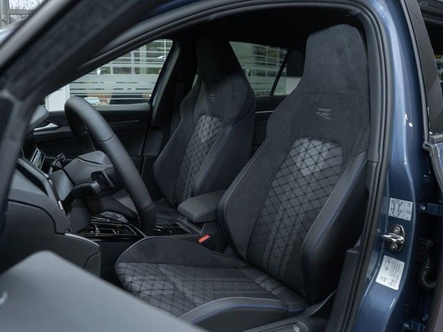 Golf R-Line eTSI DSG hauseigenes Sondermodell