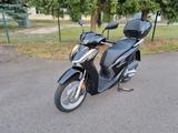 Honda SH 150 i ABS mit Topcase - HONDA SH 150I