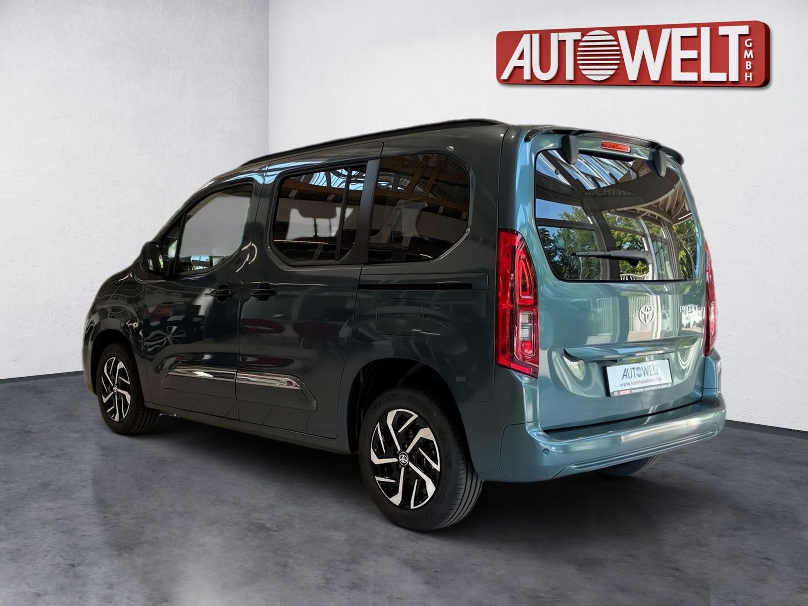 Fahrzeugabbildung Toyota Proace City Verso 1.2 L1 Teamplayer + Comfort P