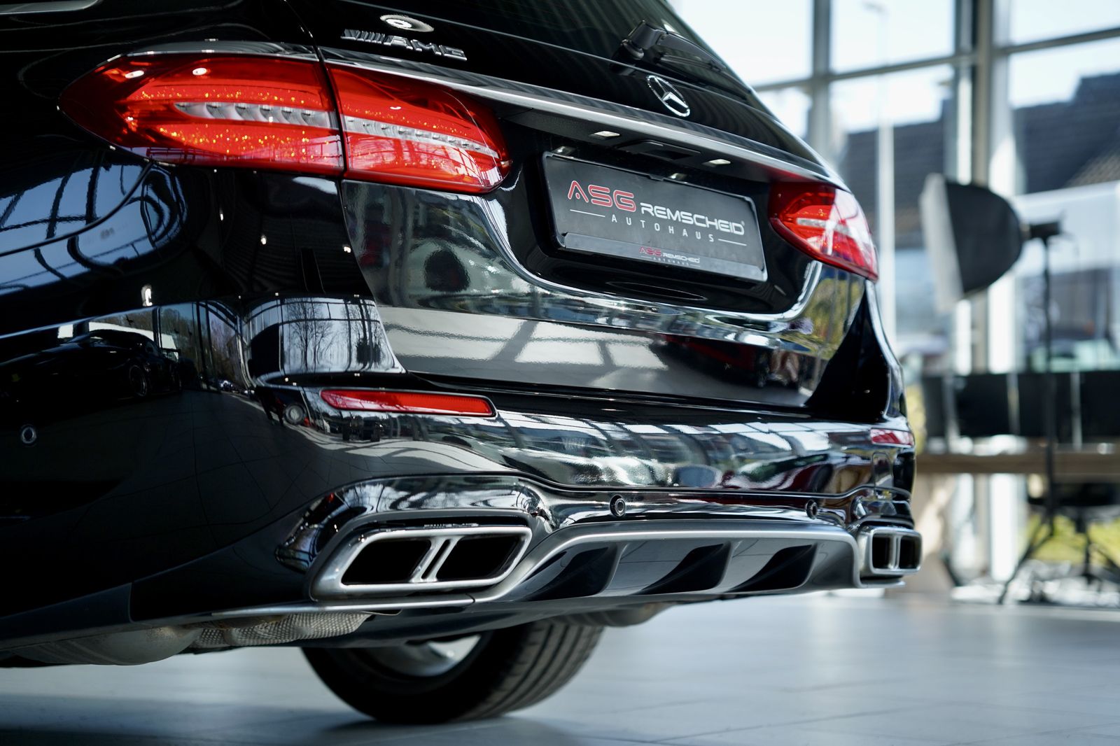 Mercedes Benz E 63 Amg