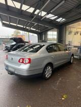 Volkswagen Passat B6 2.0 TDI  gepflegt & ... - Volkswagen Passat aus 2005: TDI