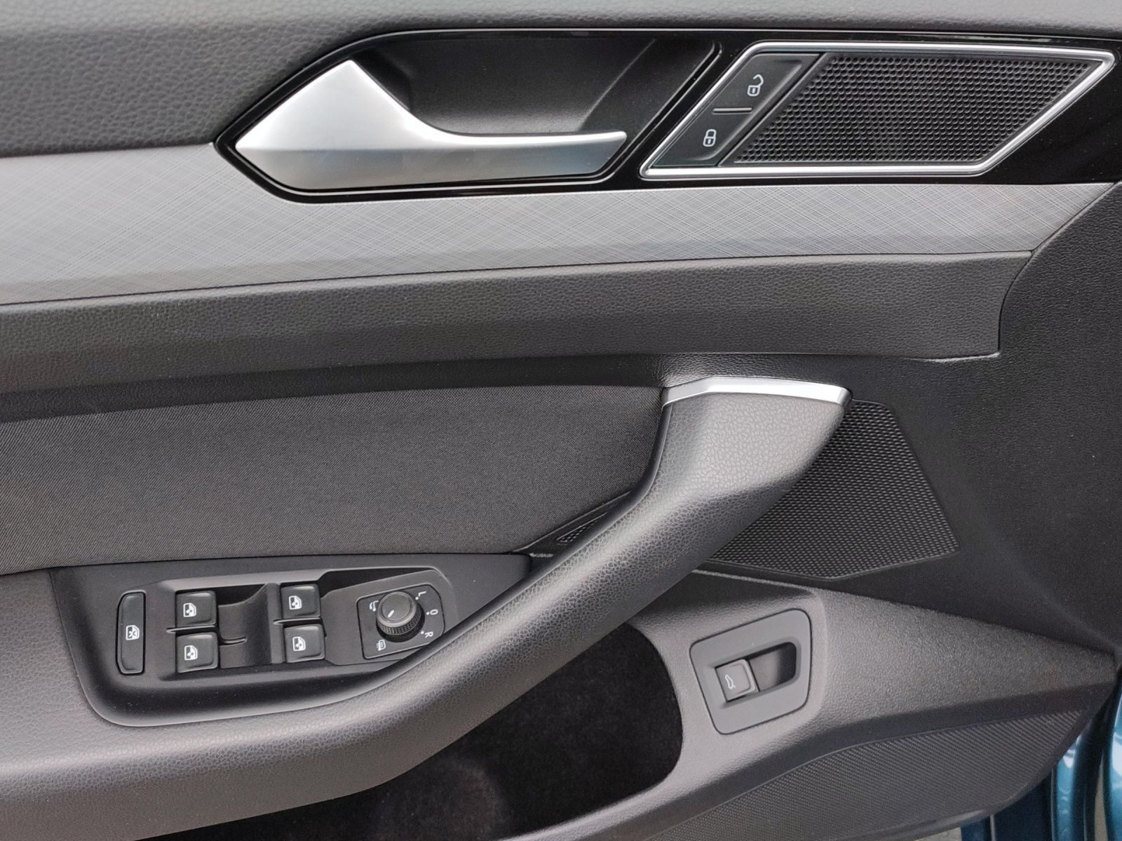 Volkswagen Passat Variant - Bild 16