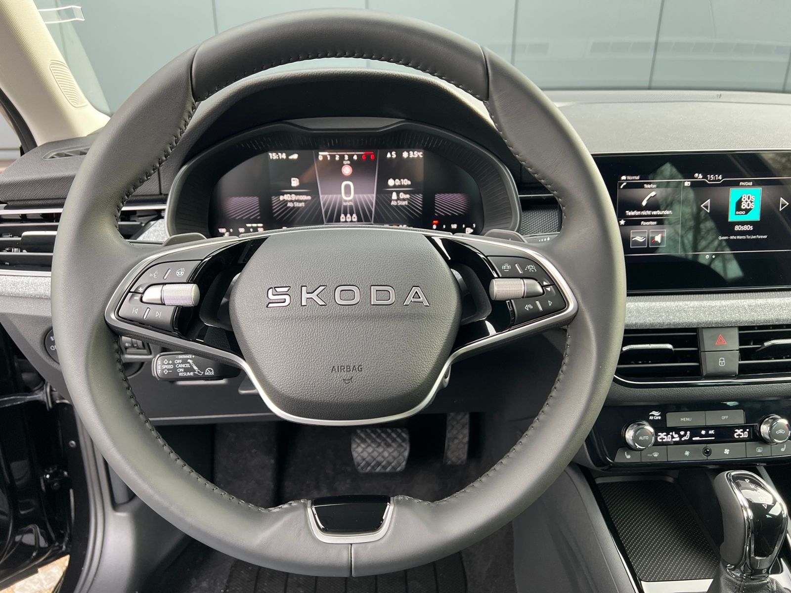 Fahrzeugabbildung SKODA Kamiq Selection 1.0 TSI DSG *Vorb. AHK, LED, ACC